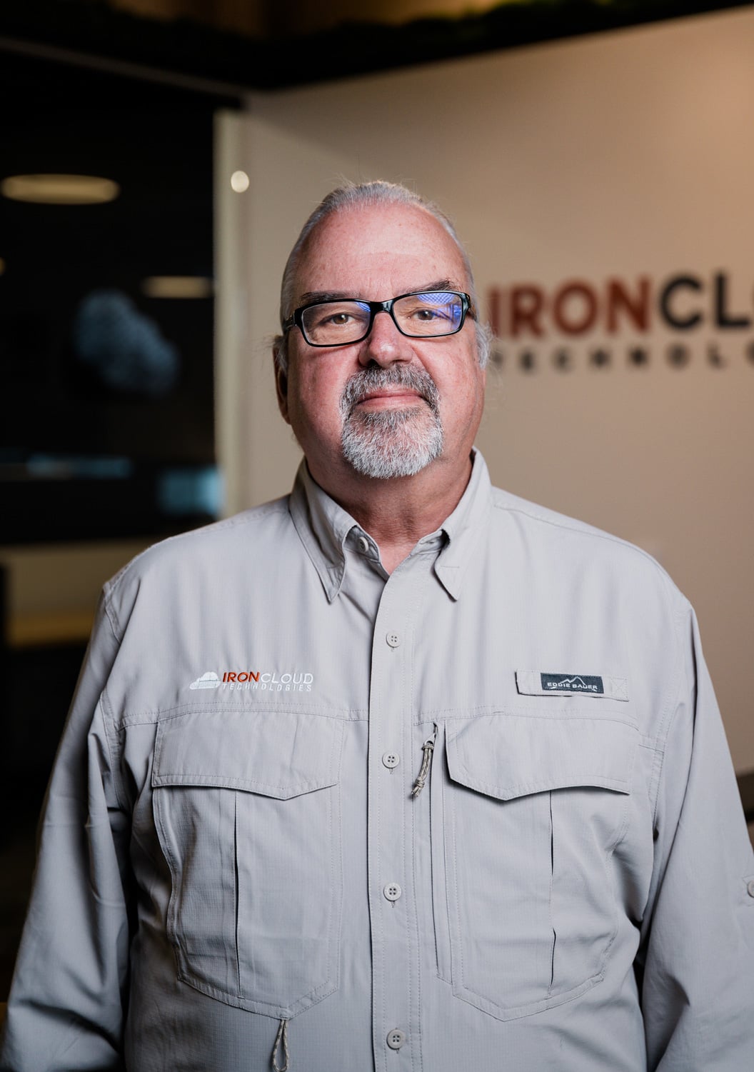 Steve Jones Headshot